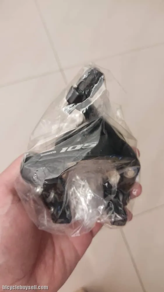 Shimano 105 R7000 REGULAR MOUNT BRAKE CALIPER ROAD BIKE