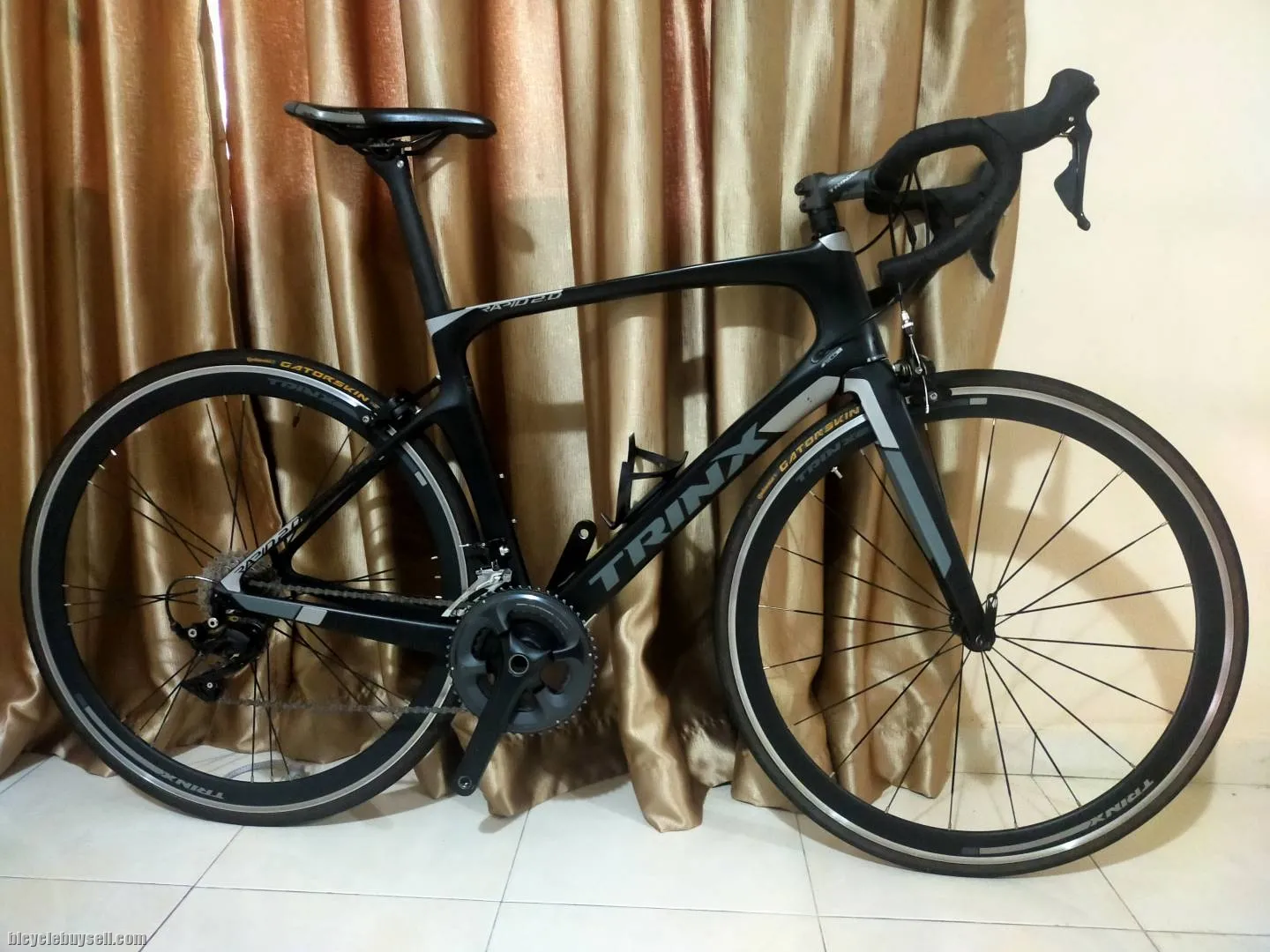 Trinx Rapid Full Carbon
