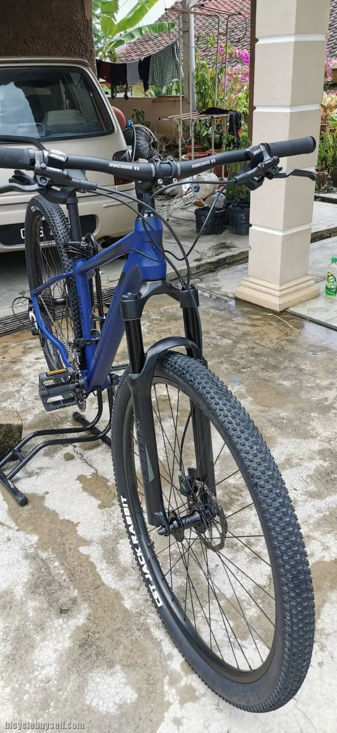 Megamo Quartz 29 SLX