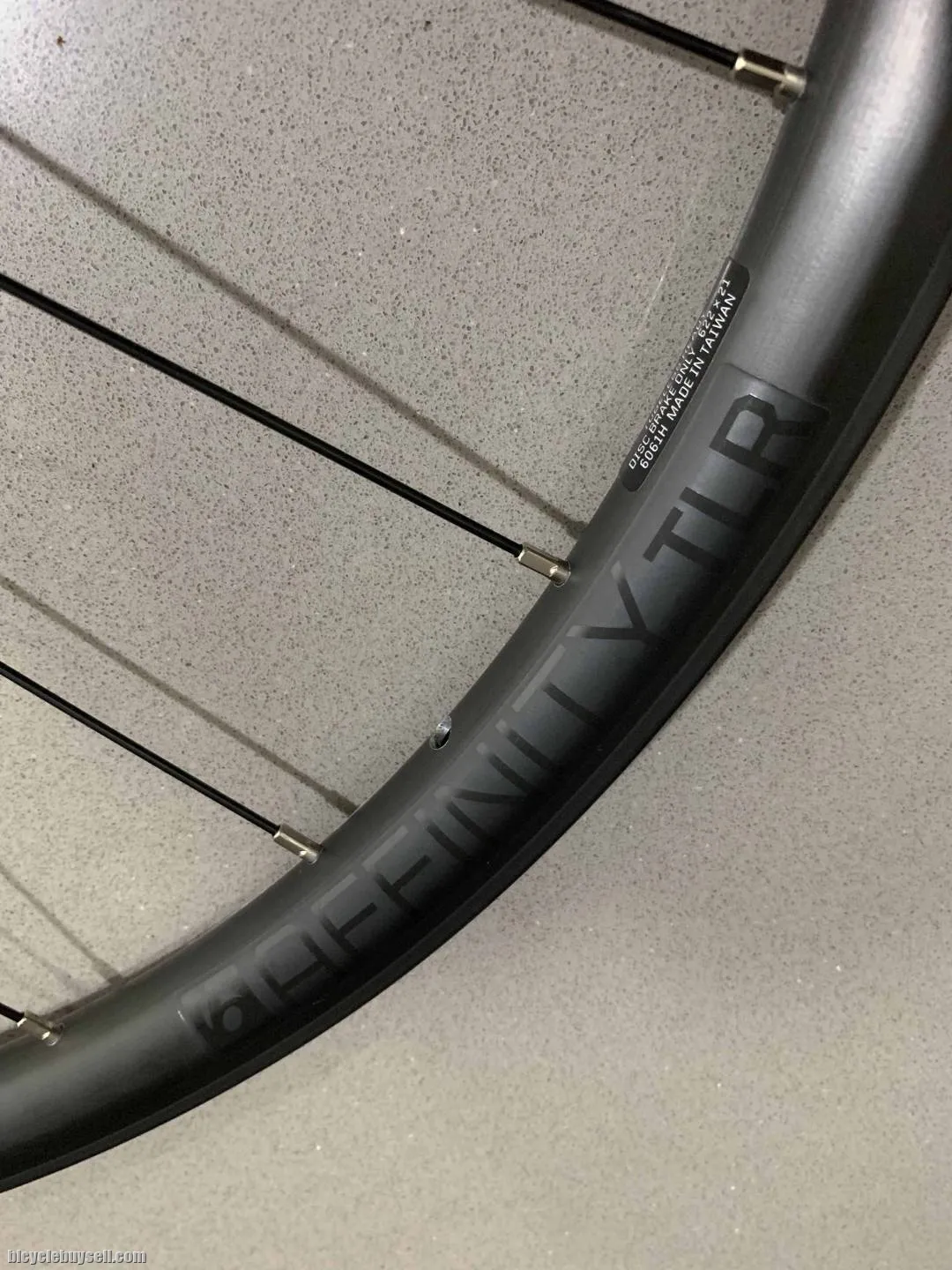 Bontrager Affinity TLR Wheelset - NEW -