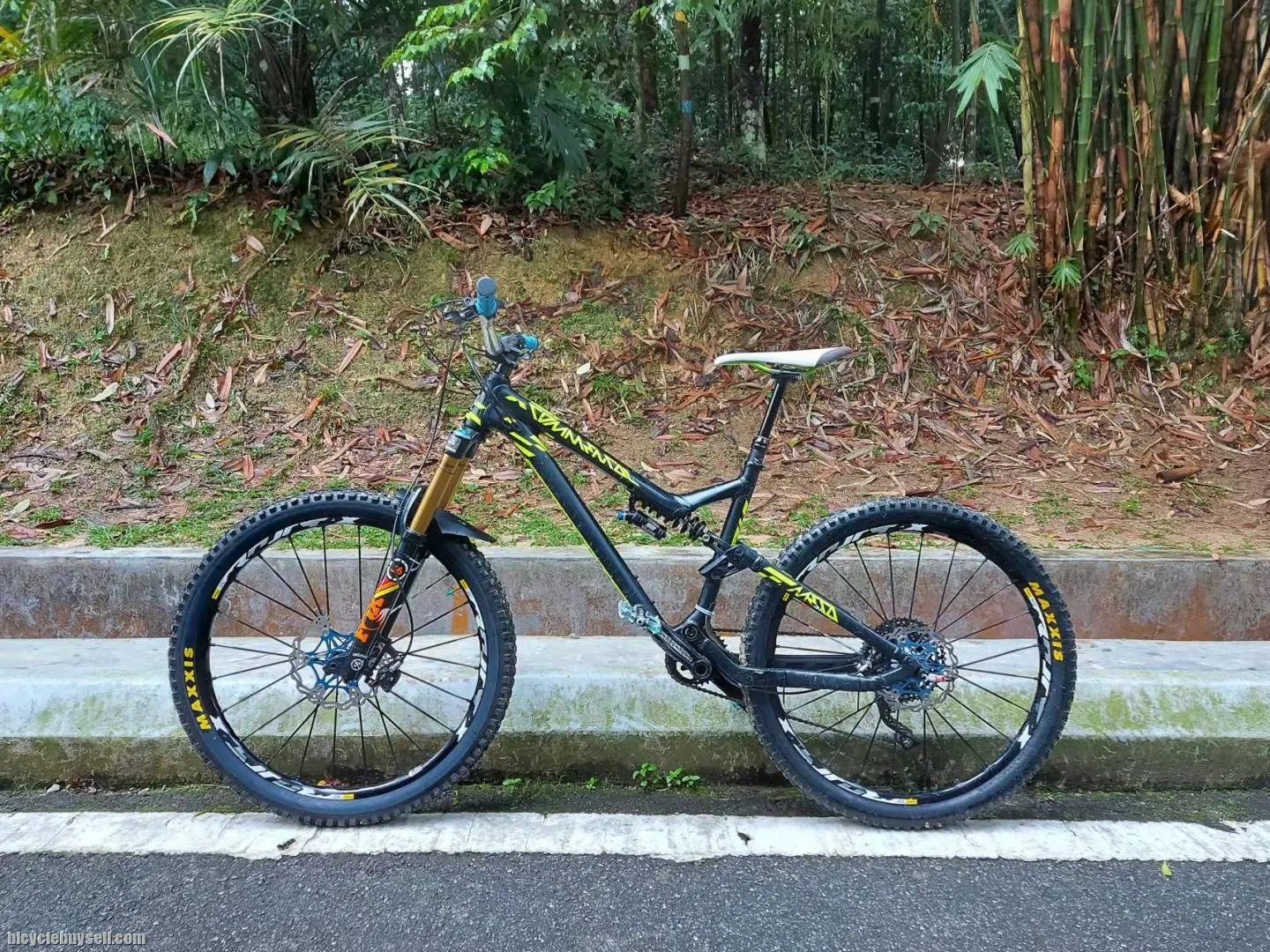 Commencal meta v4 650B upgrade to spring system