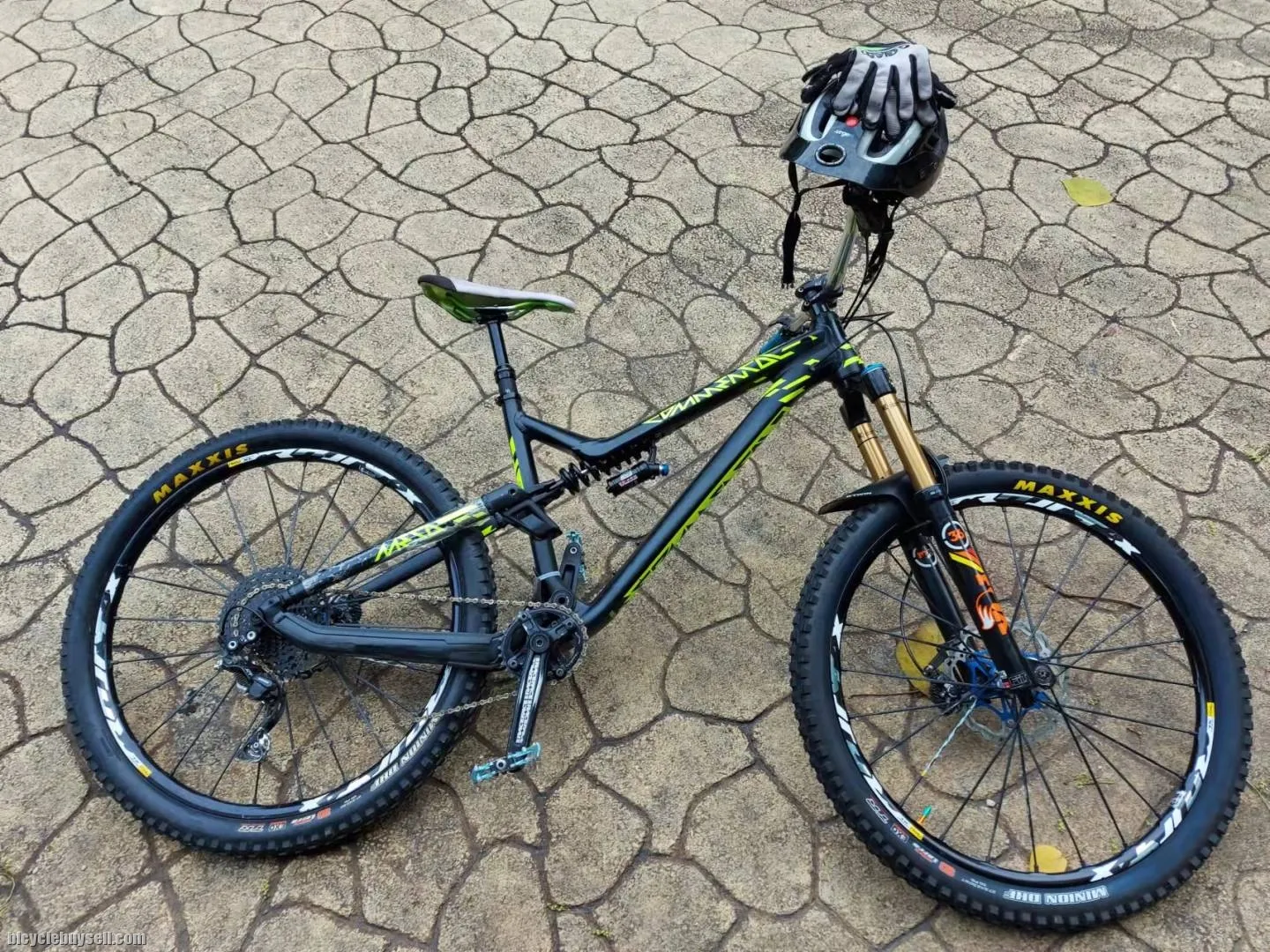 Commencal meta v4 650B upgrade to spring system