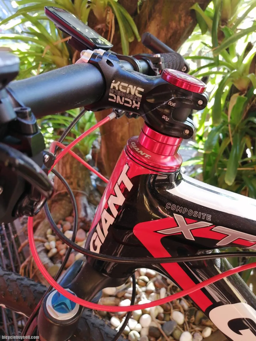 GIANT COMPOSITE XTC CARBON