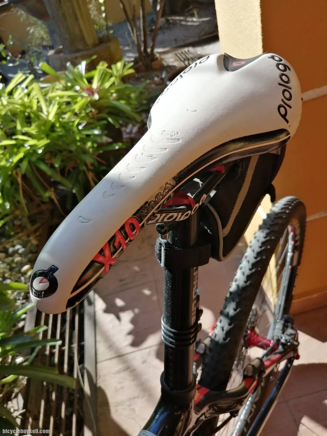 GIANT COMPOSITE XTC CARBON