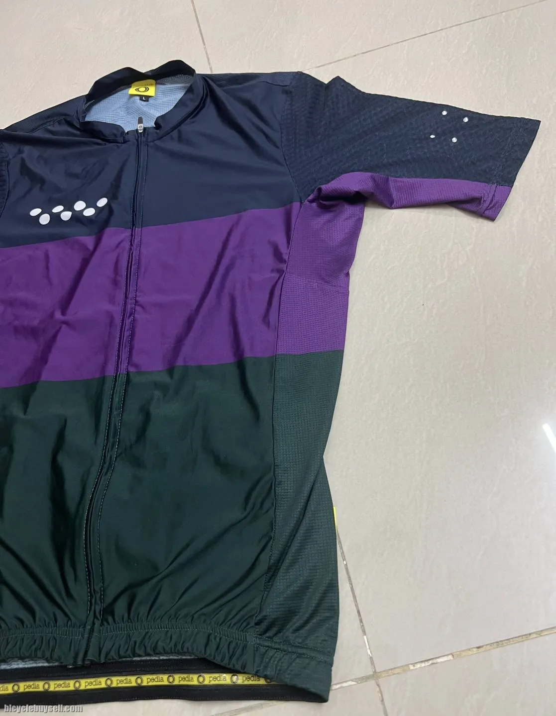 [SOLD] USED Pedla Jersey - size L