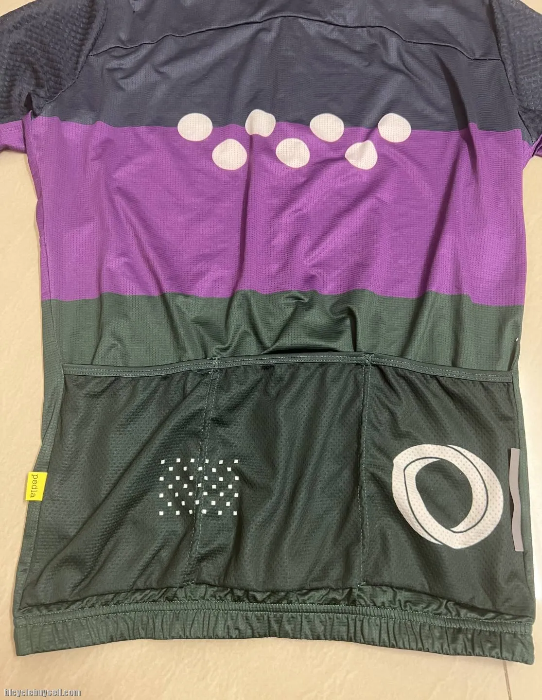 [SOLD] USED Pedla Jersey - size L