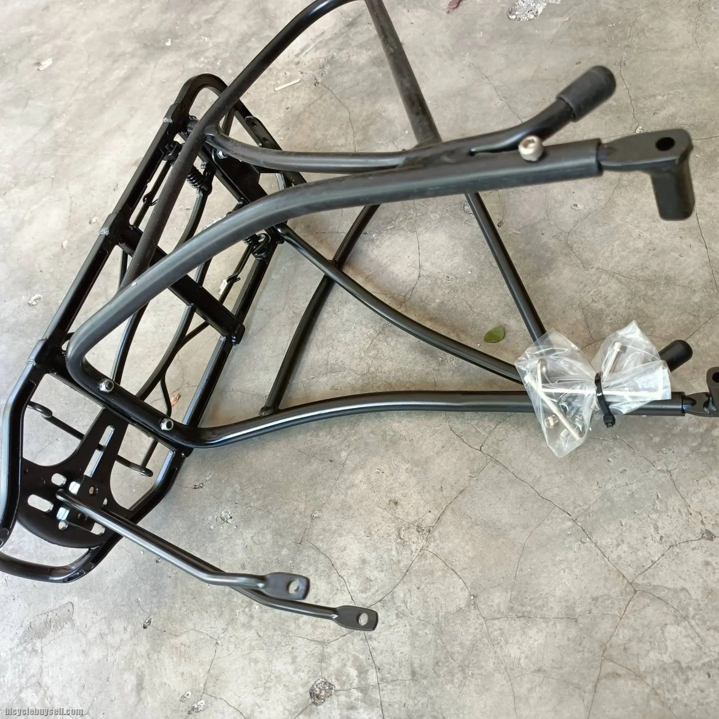 Rear rack carrier for touring bike / minivelo / folding bike / mtb