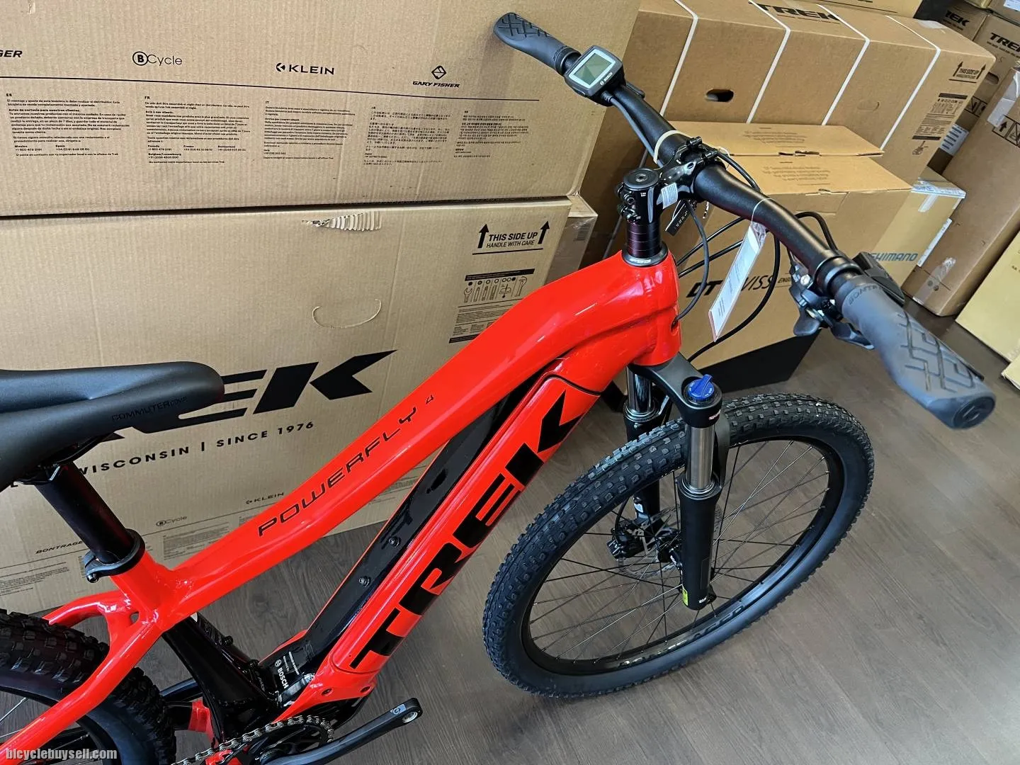 NEW : Trek Powerfly 4 2022 (E-BIKE)