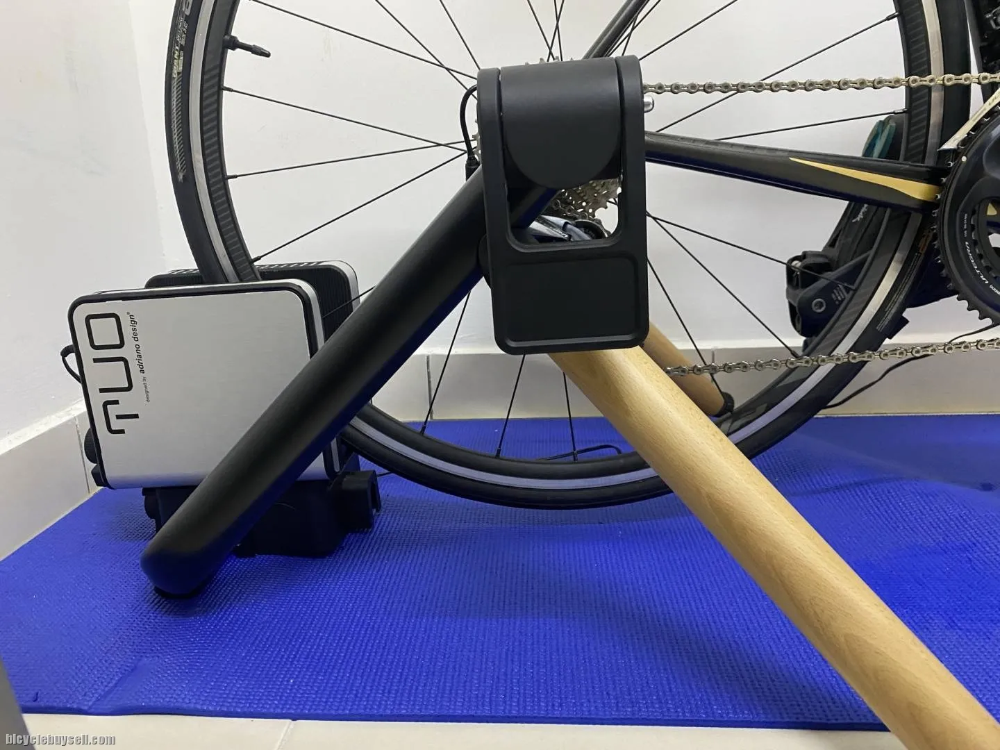 Used Elite TUO Cycling Trainer