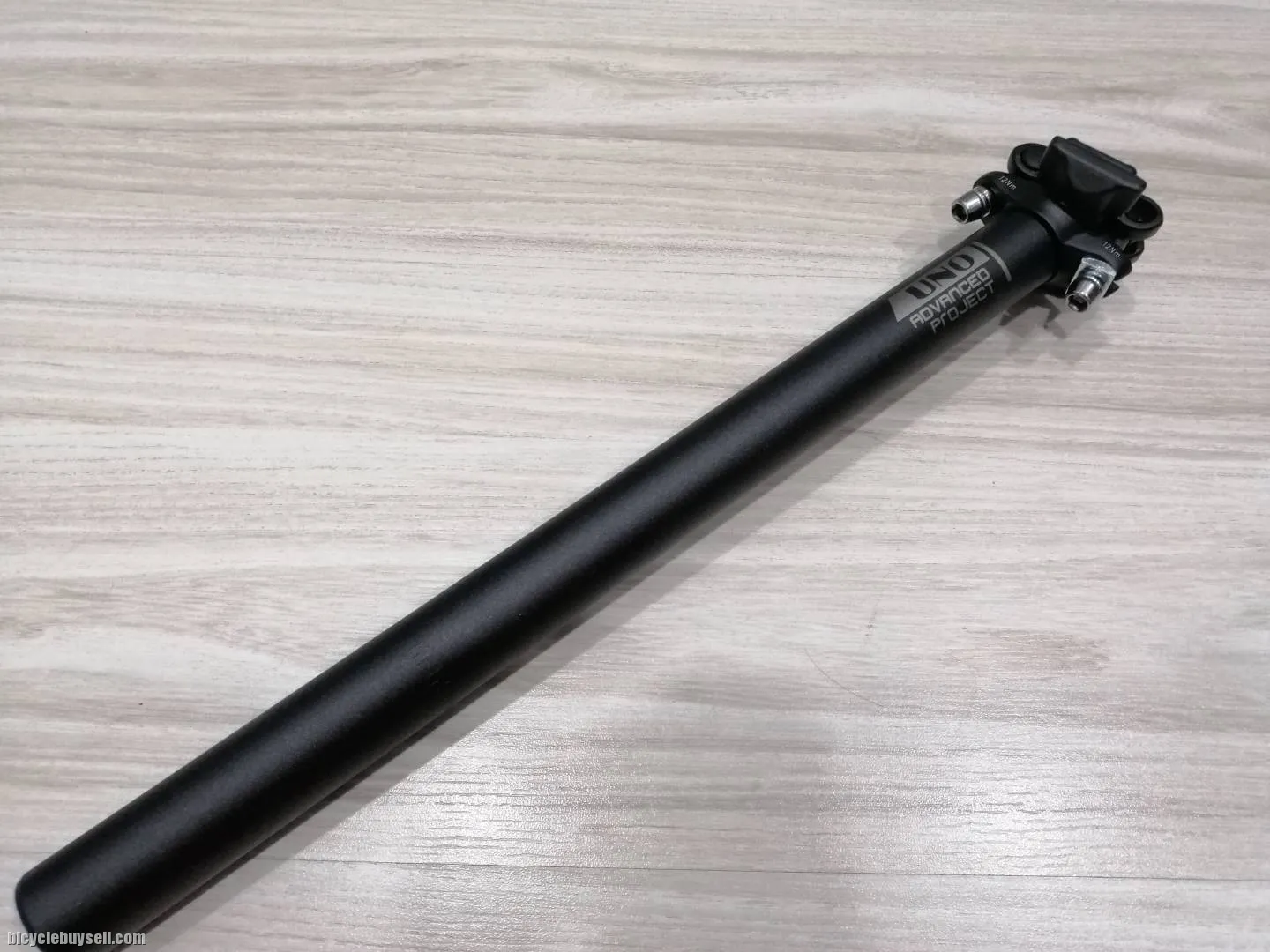 Uno Advanced Project Alloy Seatpost 25.4 x 350mm
