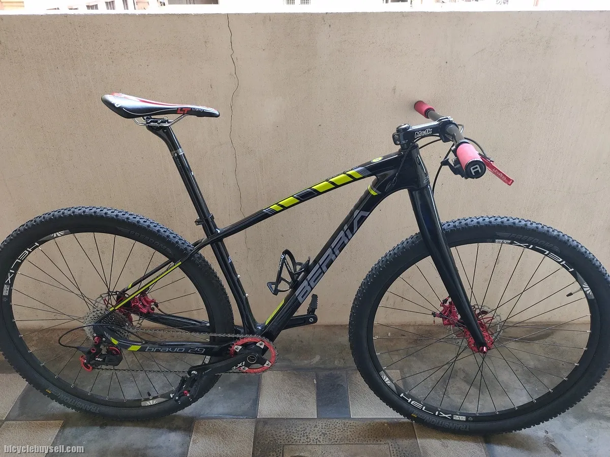 Full Carbon 29er Berria 2.1 Bravo 11Speed