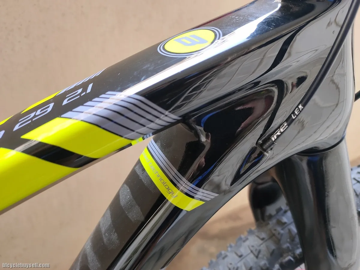 Full Carbon 29er Berria 2.1 Bravo 11Speed