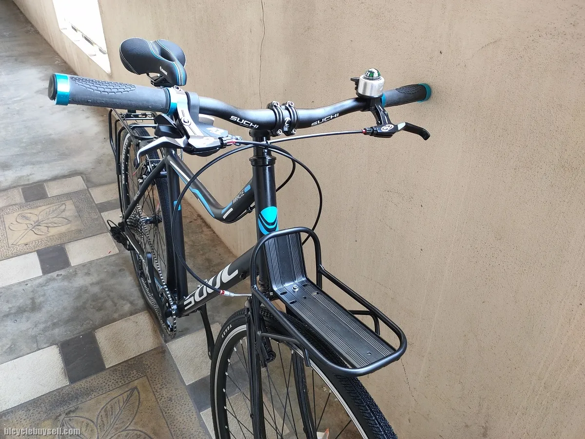 Beautiful Touring Hybrid City 700c Bike 10Speed