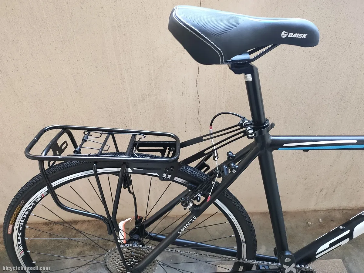 Beautiful Touring Hybrid City 700c Bike 10Speed