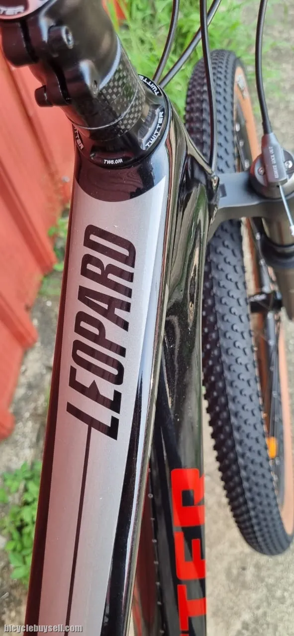 Twitter Leopard Carbon - (29er) LtWoo (12 speeds) Brand New !!!