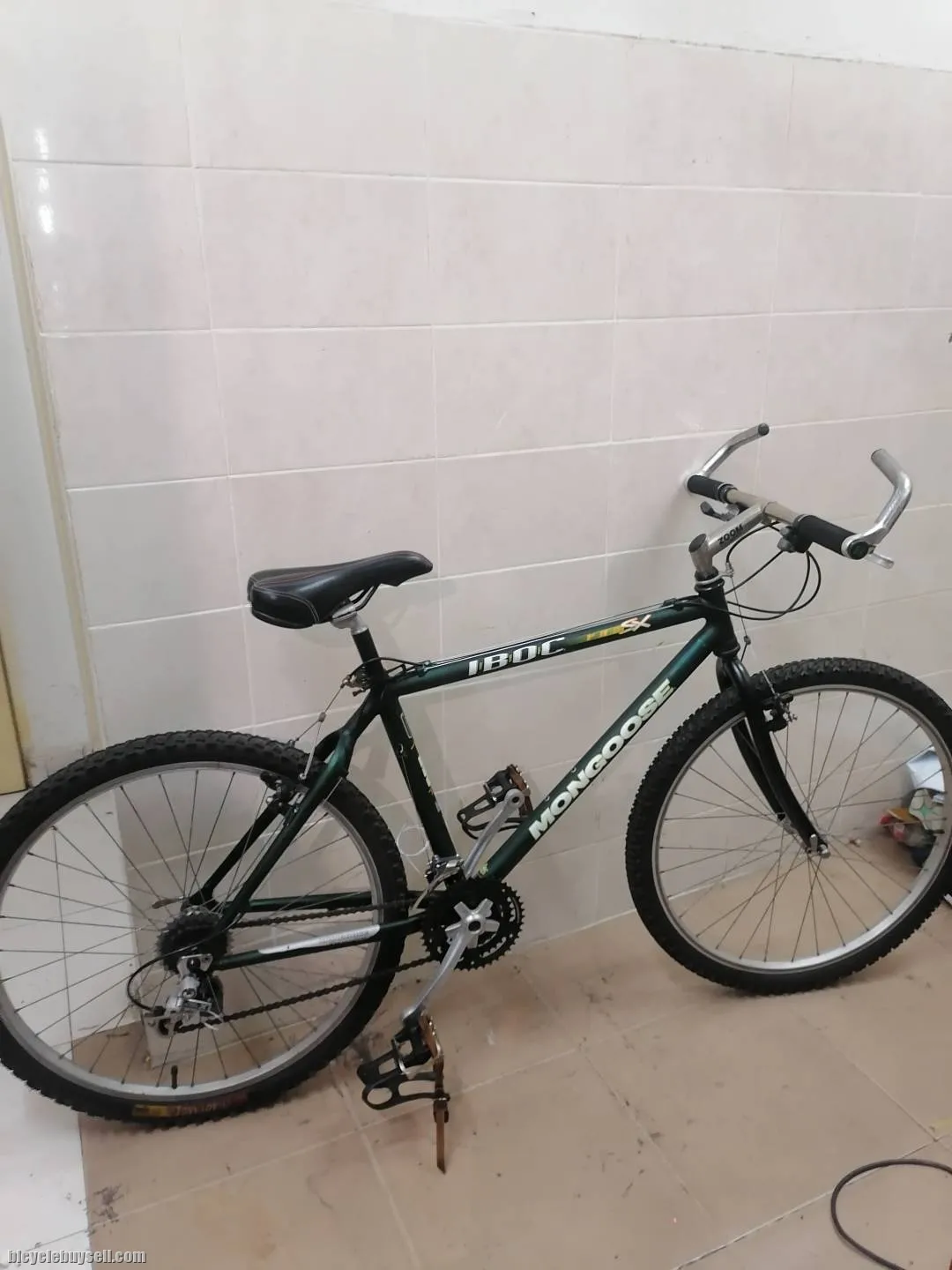 MONGOOSE IBOC PRO SX RETRO 26" CARBON FIBER