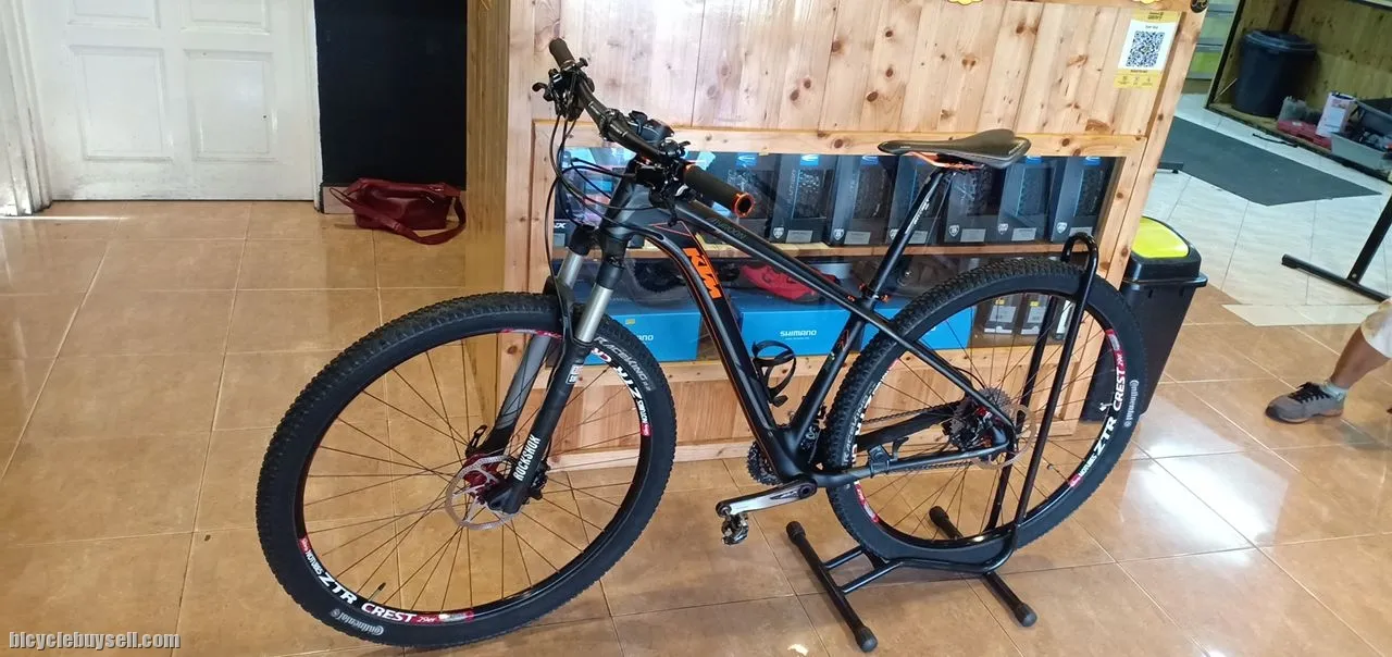 KTM MYROON CARBON 29'