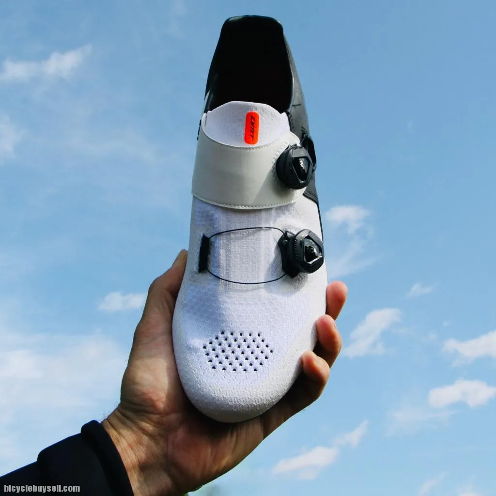 DMT SH1 ROAD CYCLING SHOE