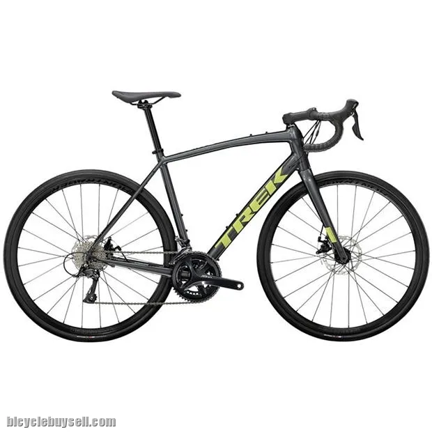 Trek Domane AL 3 Disc 2022 Road Bike