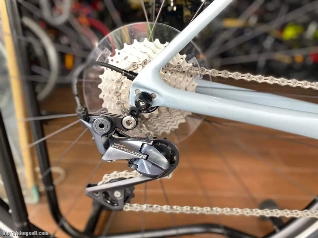 Giant TCR Adv 1 Shimano R8000 Road Bike