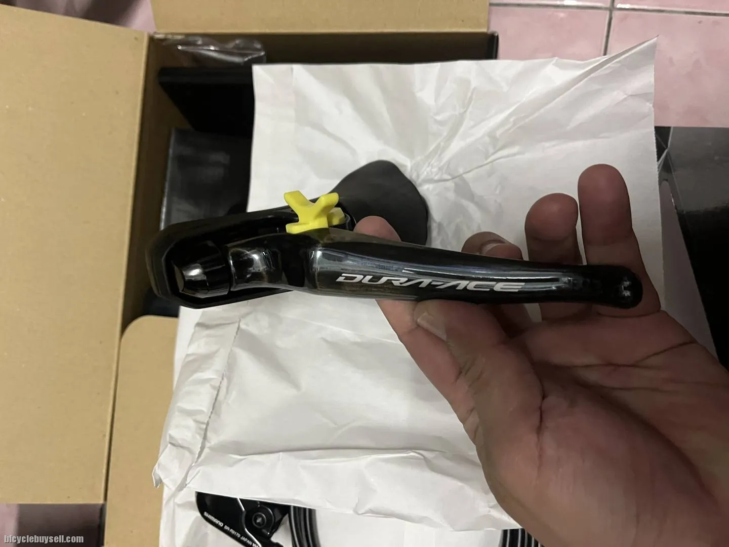 SHIMANO DURA-ACE (R9120) SHIFTER + DISC BRAKE CALIPER
