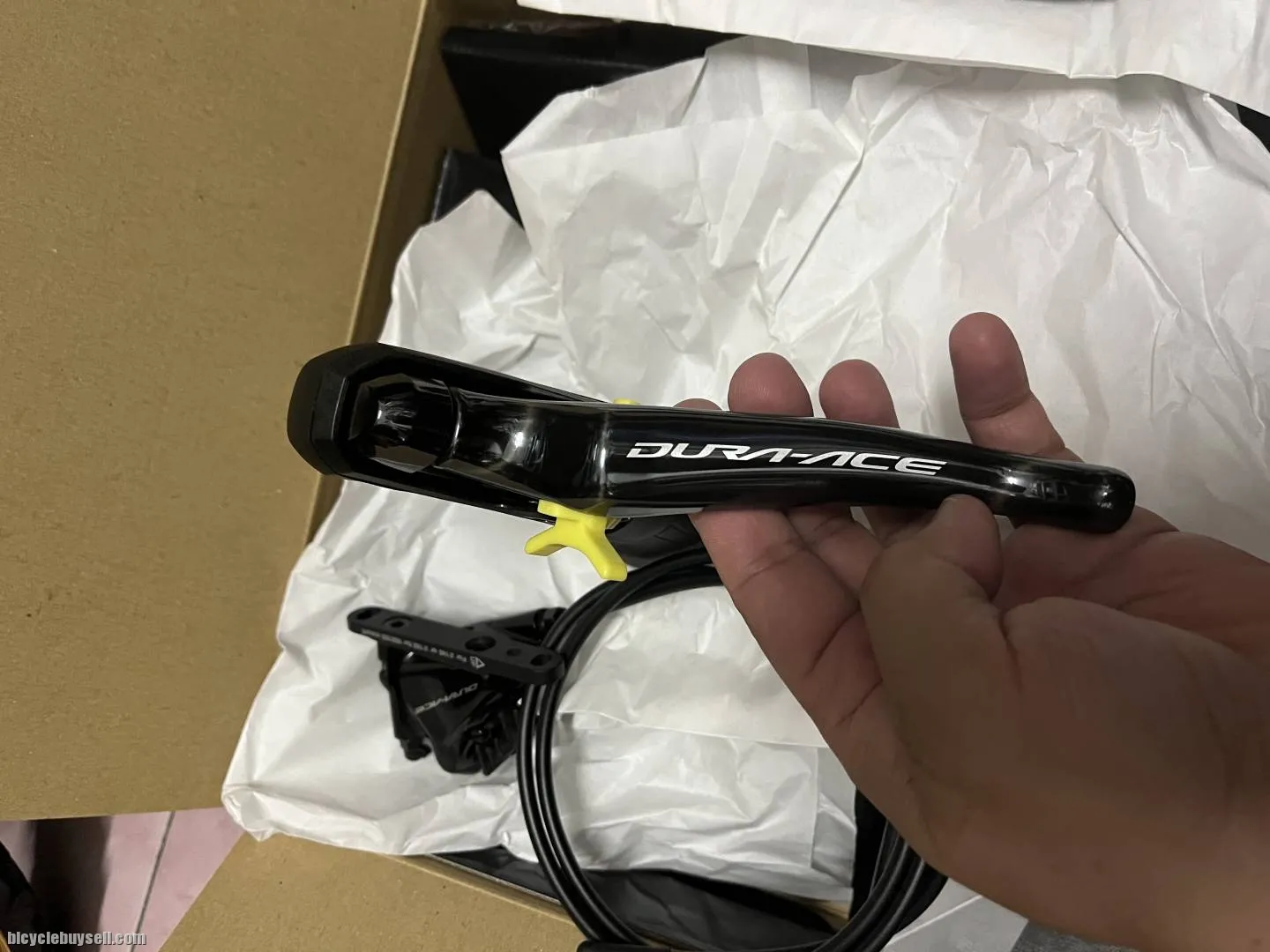 SHIMANO DURA-ACE (R9120) SHIFTER + DISC BRAKE CALIPER