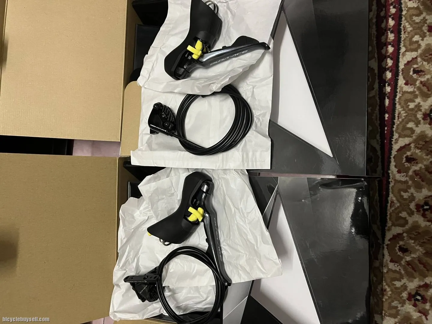 SHIMANO DURA-ACE (R9120) SHIFTER + DISC BRAKE CALIPER