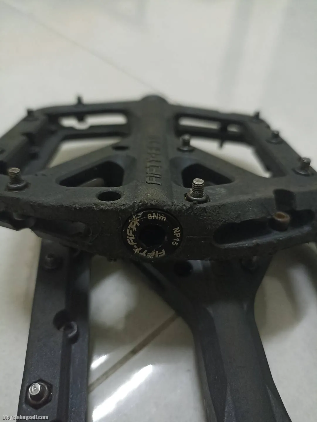 Fifty Fifty Flat Pedal