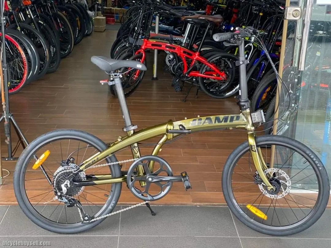 Camp Maven 9  20â€ (451) Folding Bike