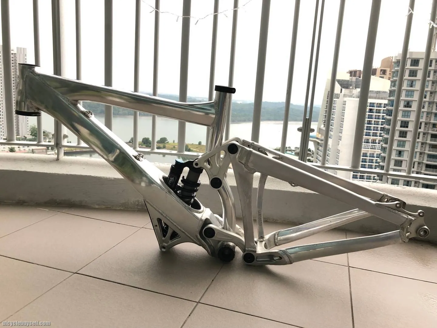 SOLD Giant Glory DH frameset