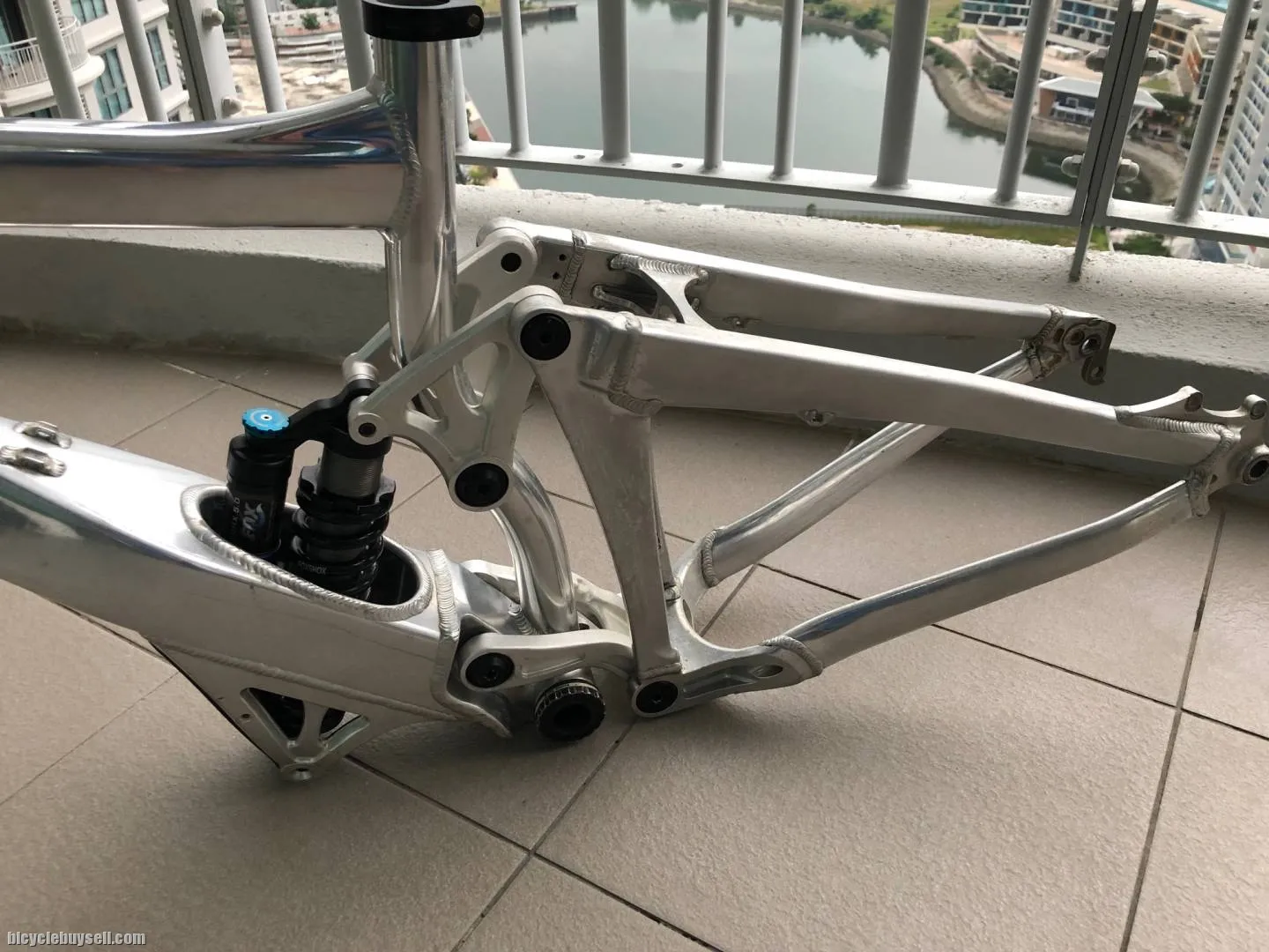SOLD Giant Glory DH frameset