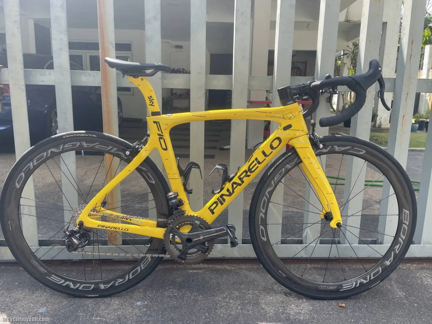 [SOLD] Pinarello F10 Size 51.5 - Campagnolo Super Record EPS V3