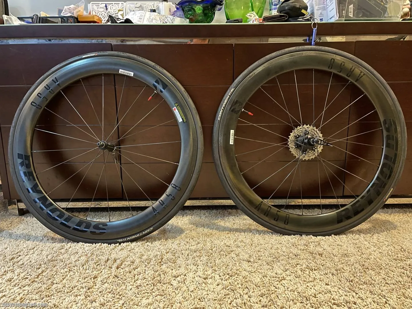 [SOLD] Reynolds AR58 Carbon Wheelset Rim Brake