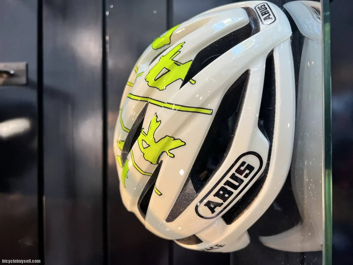 NEW: Abus Stormchaser Cycling Helmet (Rad Race Edition)