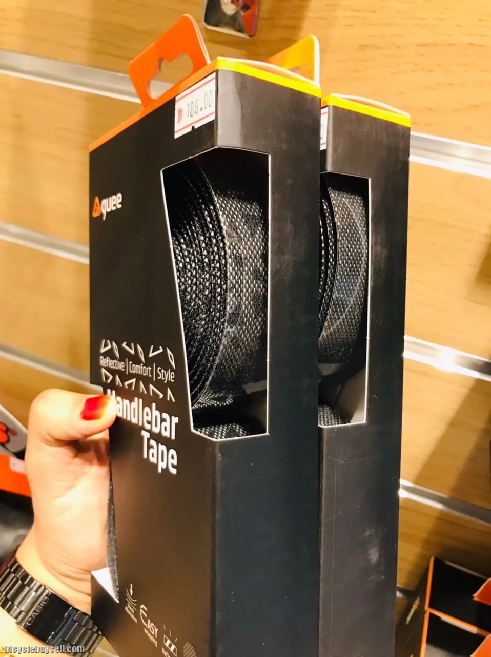 HANDLEBAR TAPE reflective / comfort / style