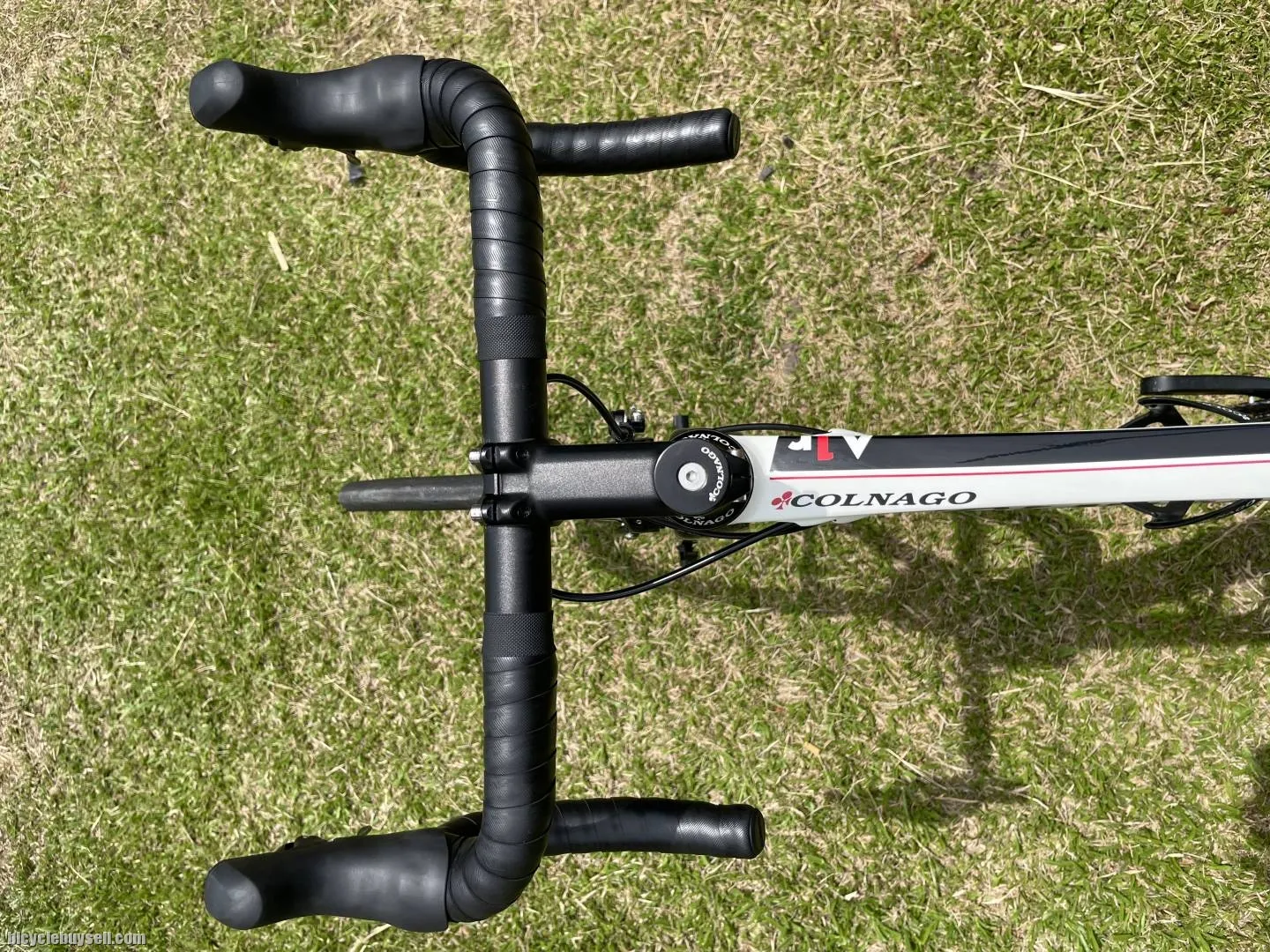 Colnago A1R (White Italic)