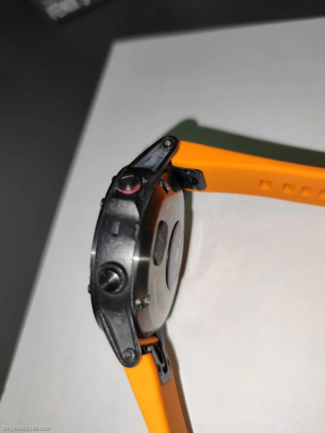 Used Garmin Fenix 5