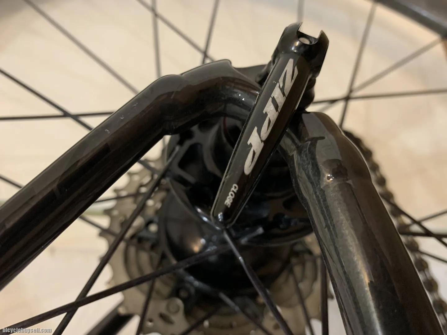 (SOLD) Zipp 303 firecrest