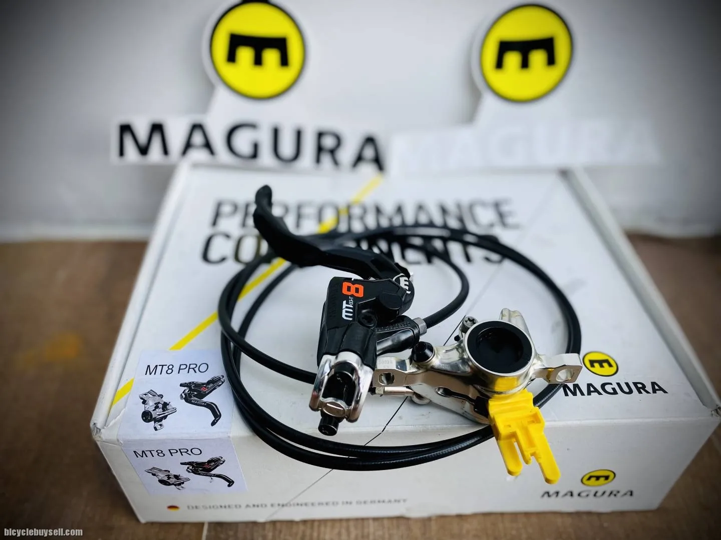 MAGURA MT8 Pro brakeset carbon