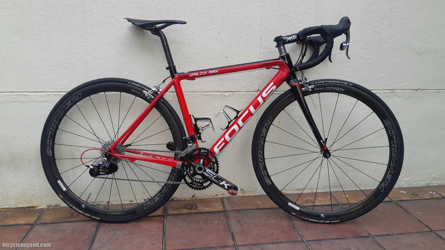 Focus Izalco Max Complete Bike