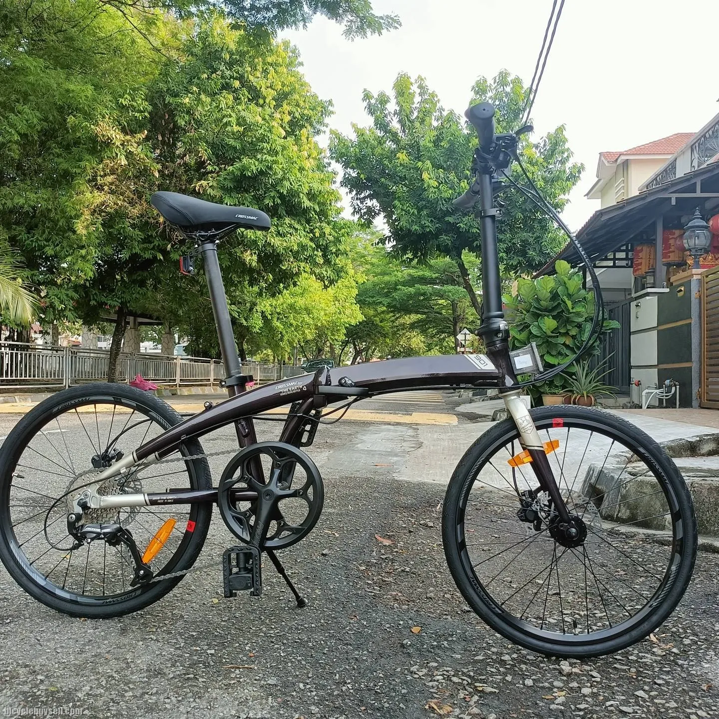 20â€ 451 Crossmac haagen 901 folding bike 9sp bike