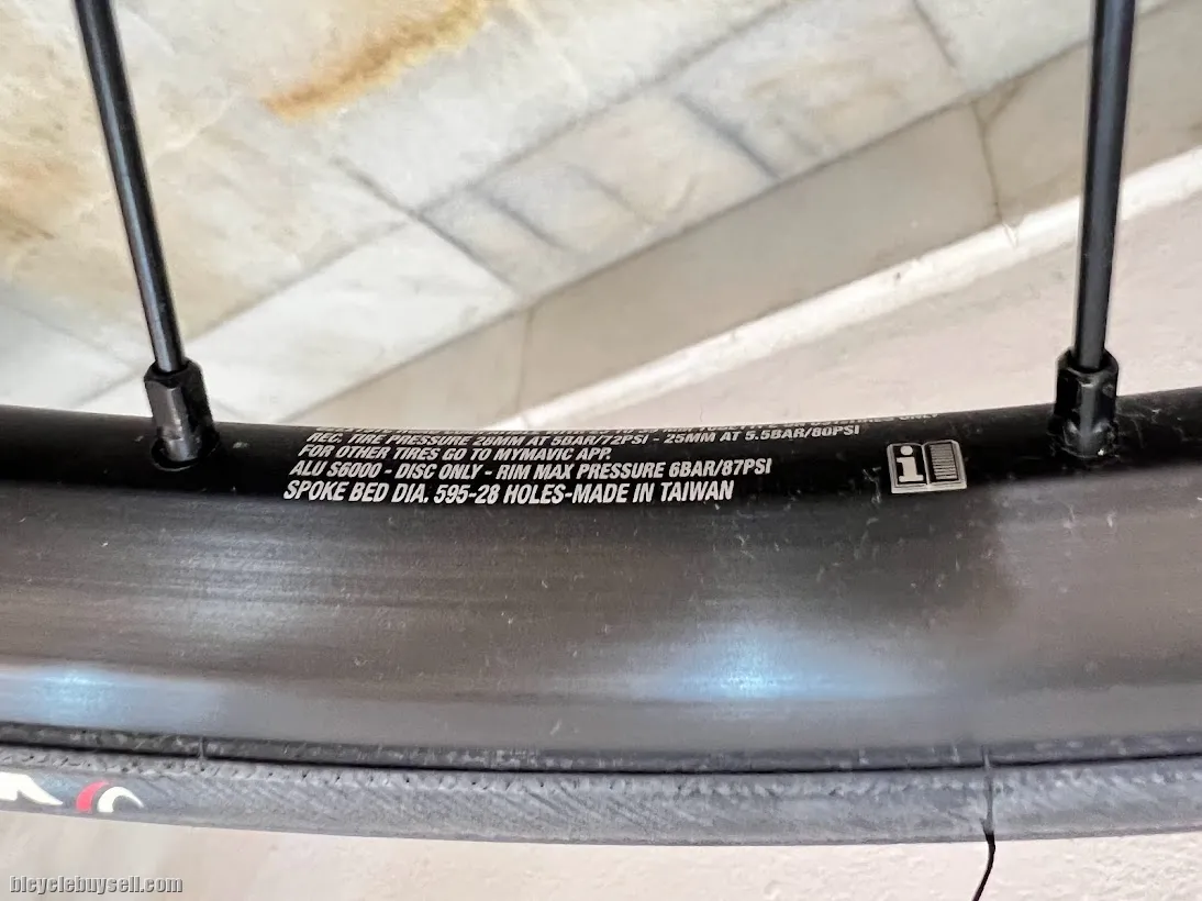 Mavic Open Disc with Vittoria tyre