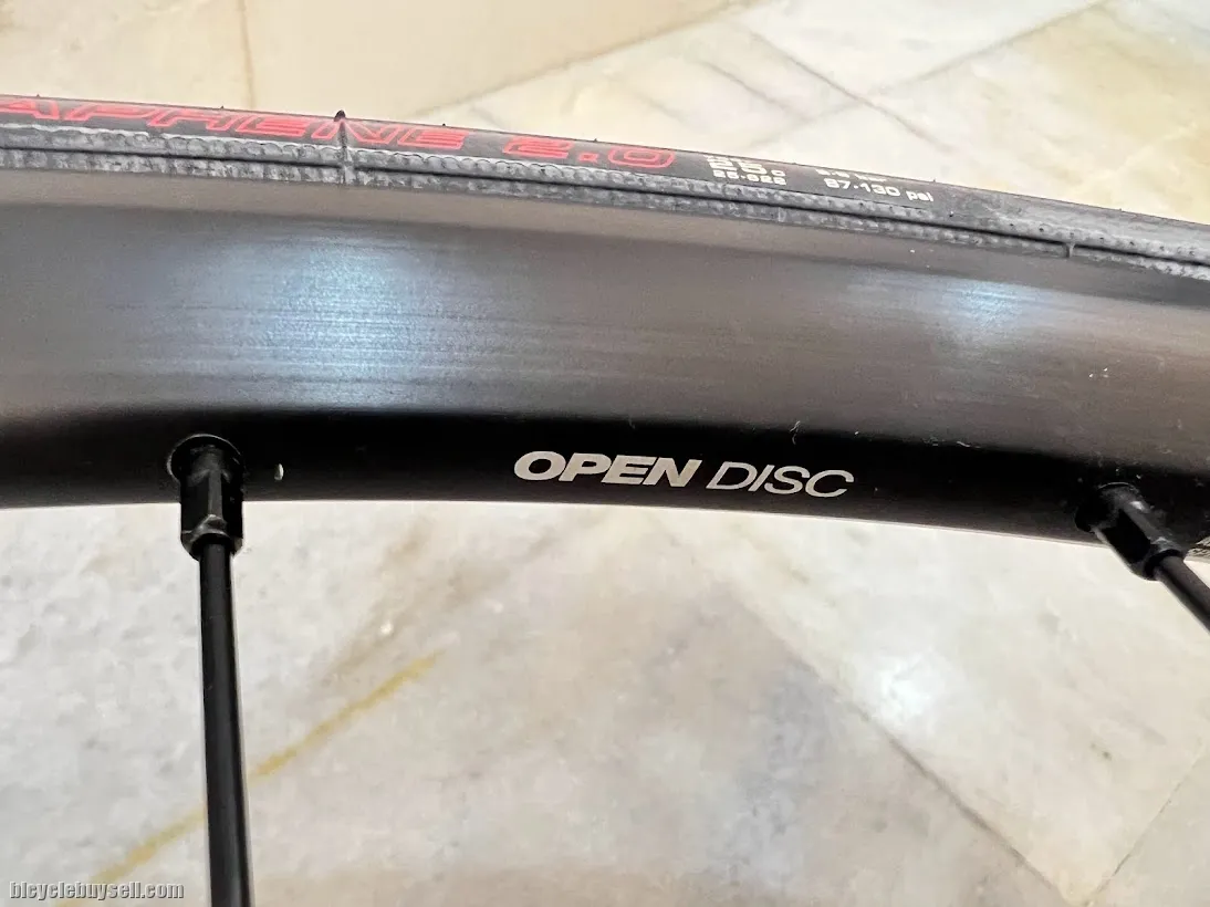 Mavic Open Disc with Vittoria tyre