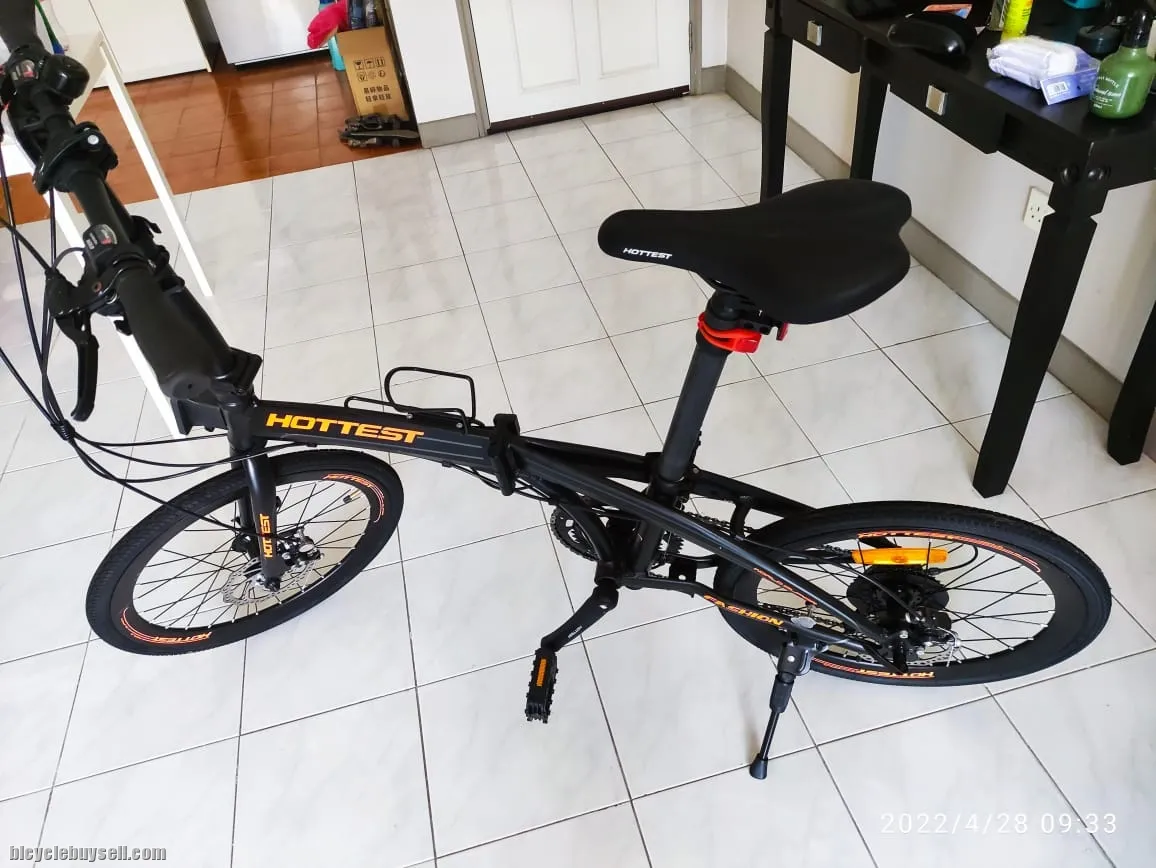 TRS HOTTEST 18 SPEED ALLOY FOLDING BIKE