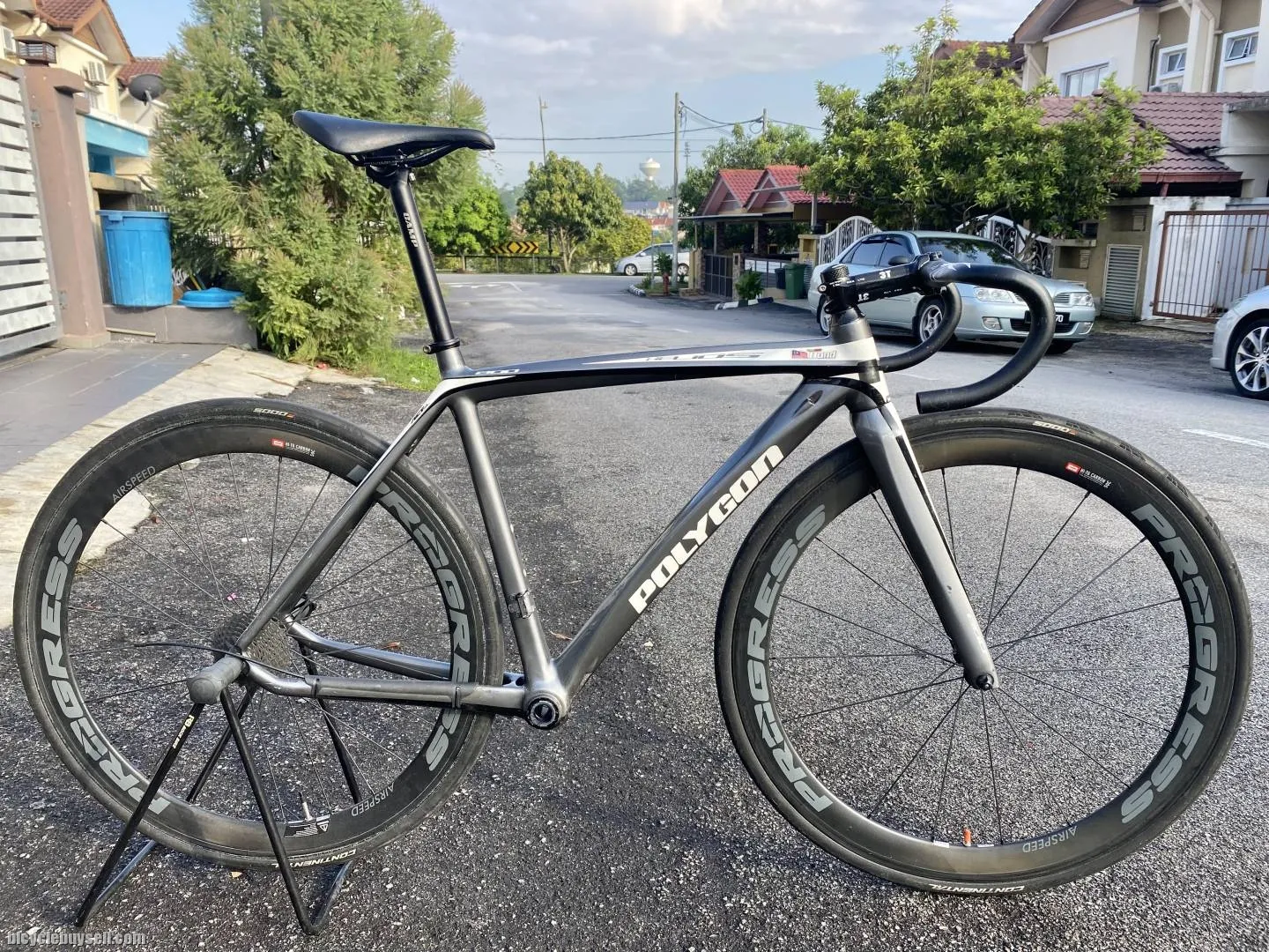 polygon helios 800 frameset