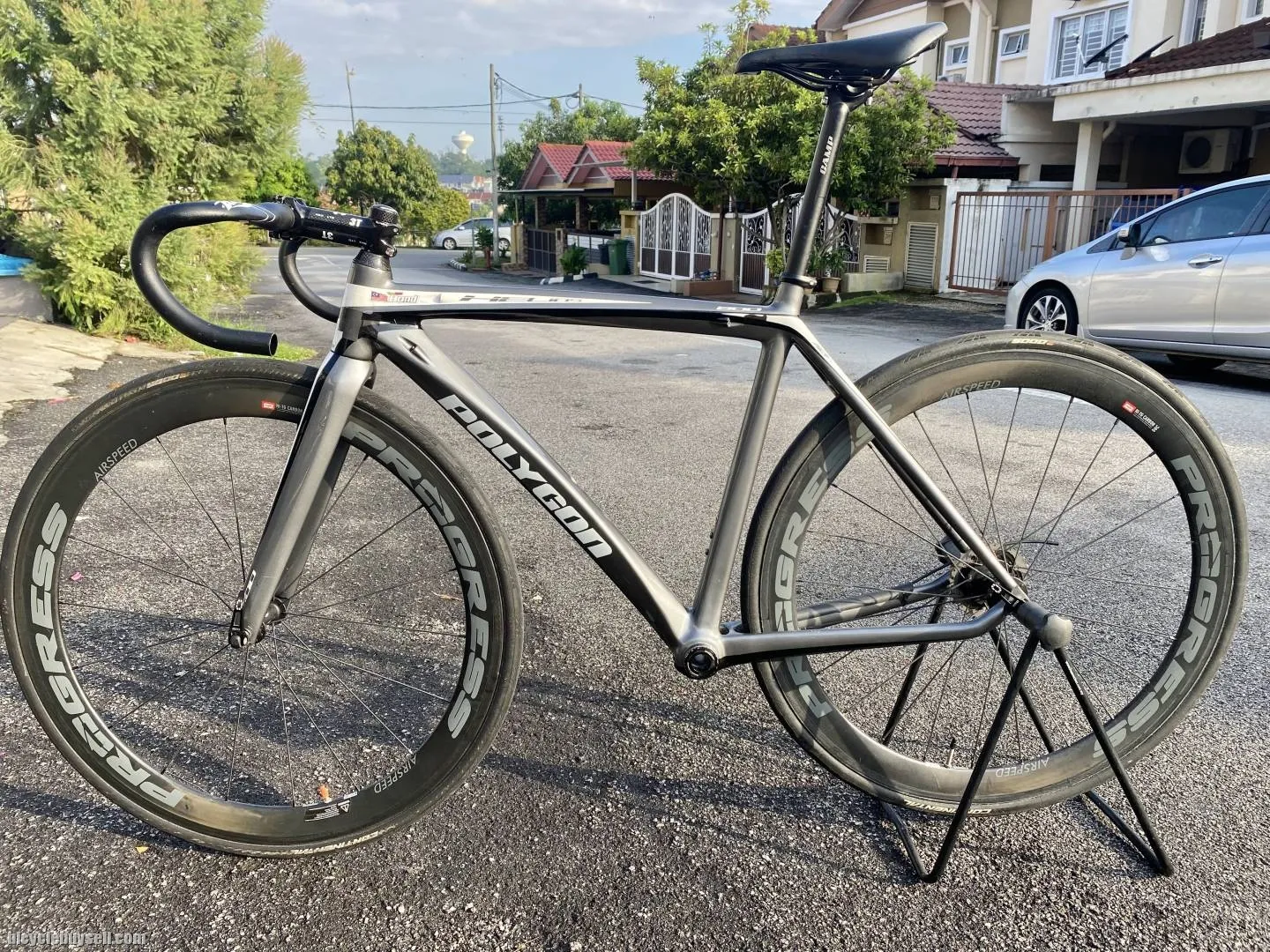 polygon helios 800 frameset