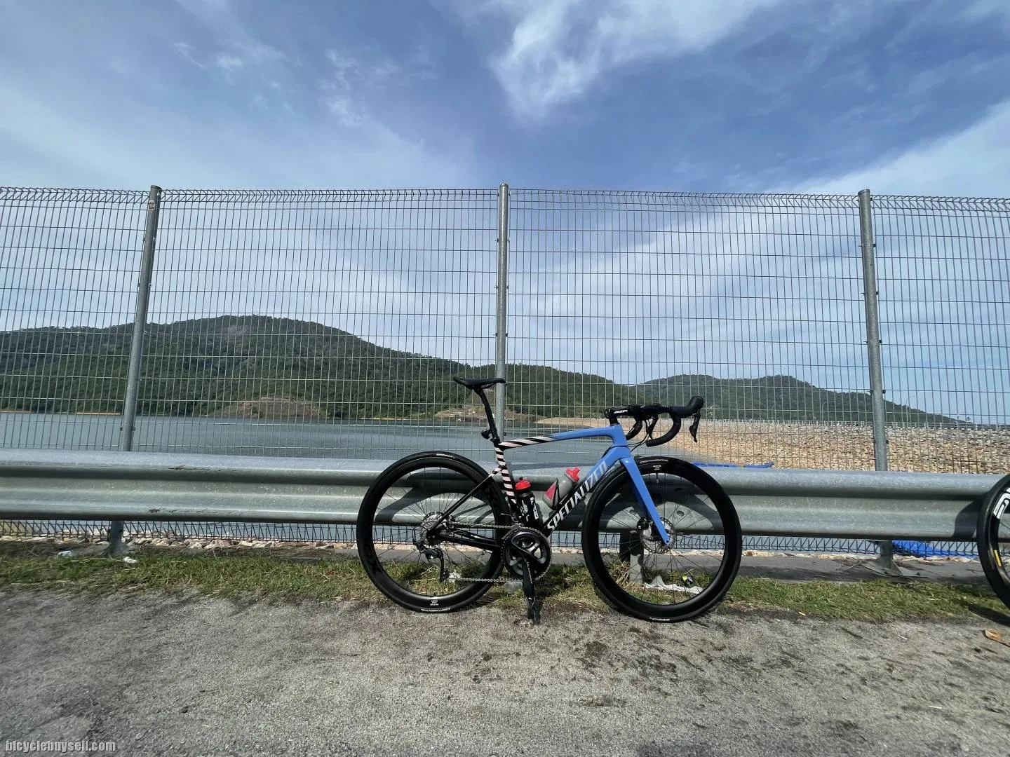 SPECIALIZED TARMAC SL6 Disc 2021
