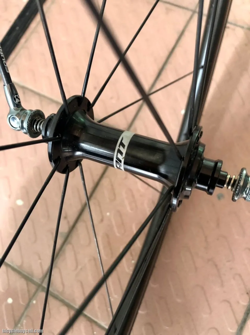 [SOLD] Giant SLR2 42mm rim brake wheelset