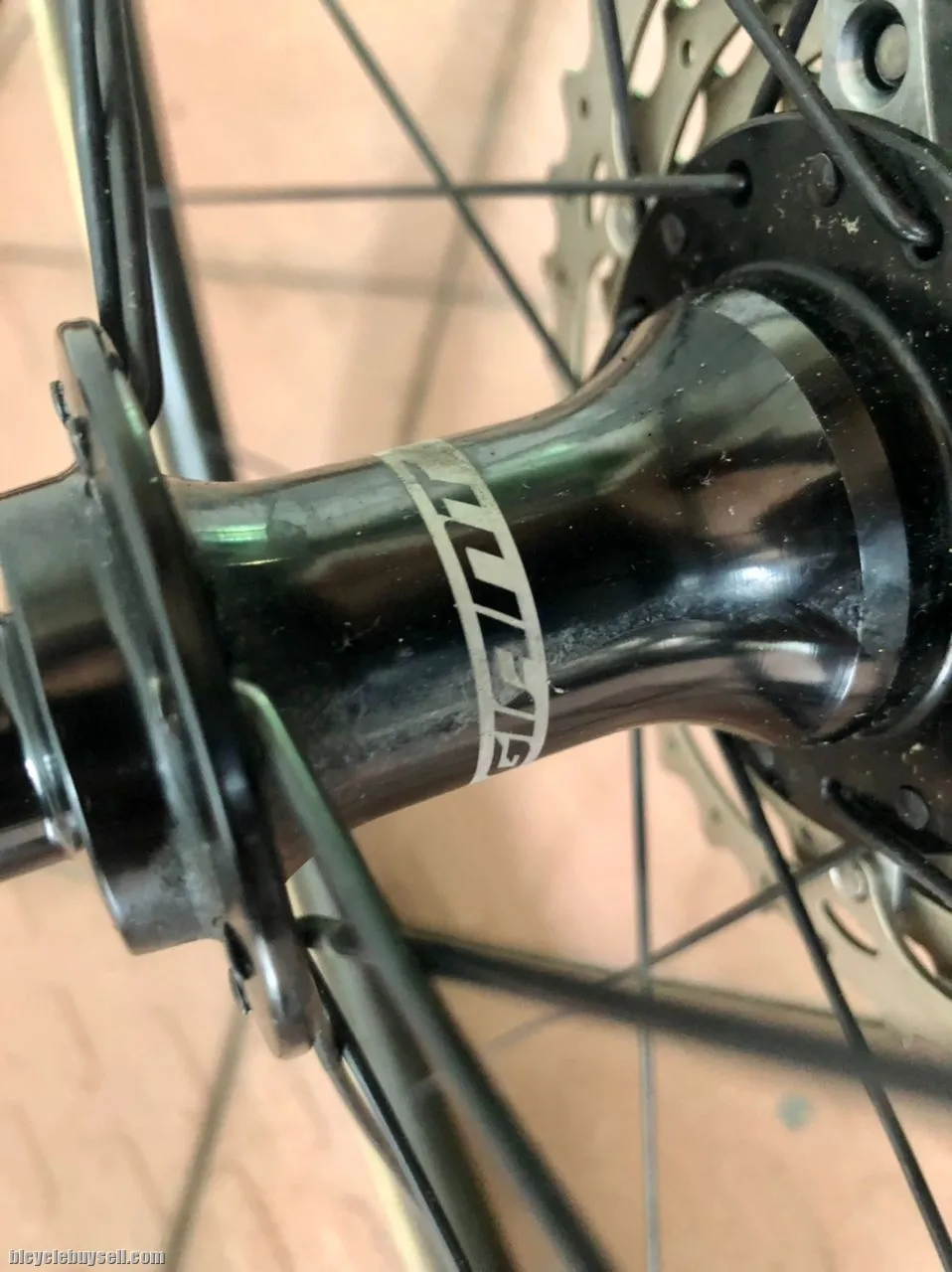 [SOLD] Giant SLR2 42mm rim brake wheelset