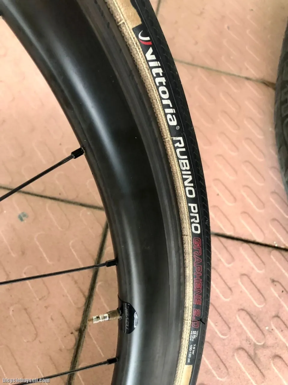 [SOLD] Giant SLR2 42mm rim brake wheelset